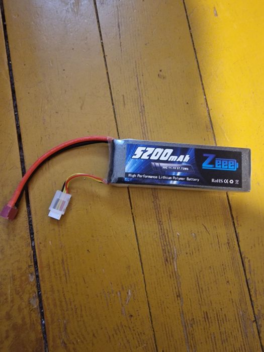 Pakiet lipo 3s 5200 mAh Zeee stan idealny do pojazdów sterowanych