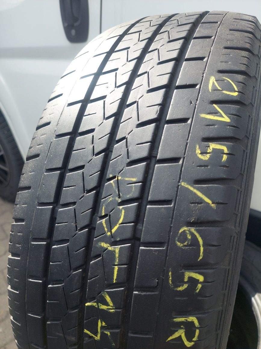 Opony używane 2x 215/65R15C Bridgestone Duravis R410 Lato Gwarancja