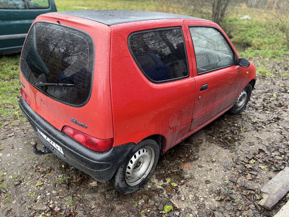 Seicento 900 z hakiem wazne oplaty