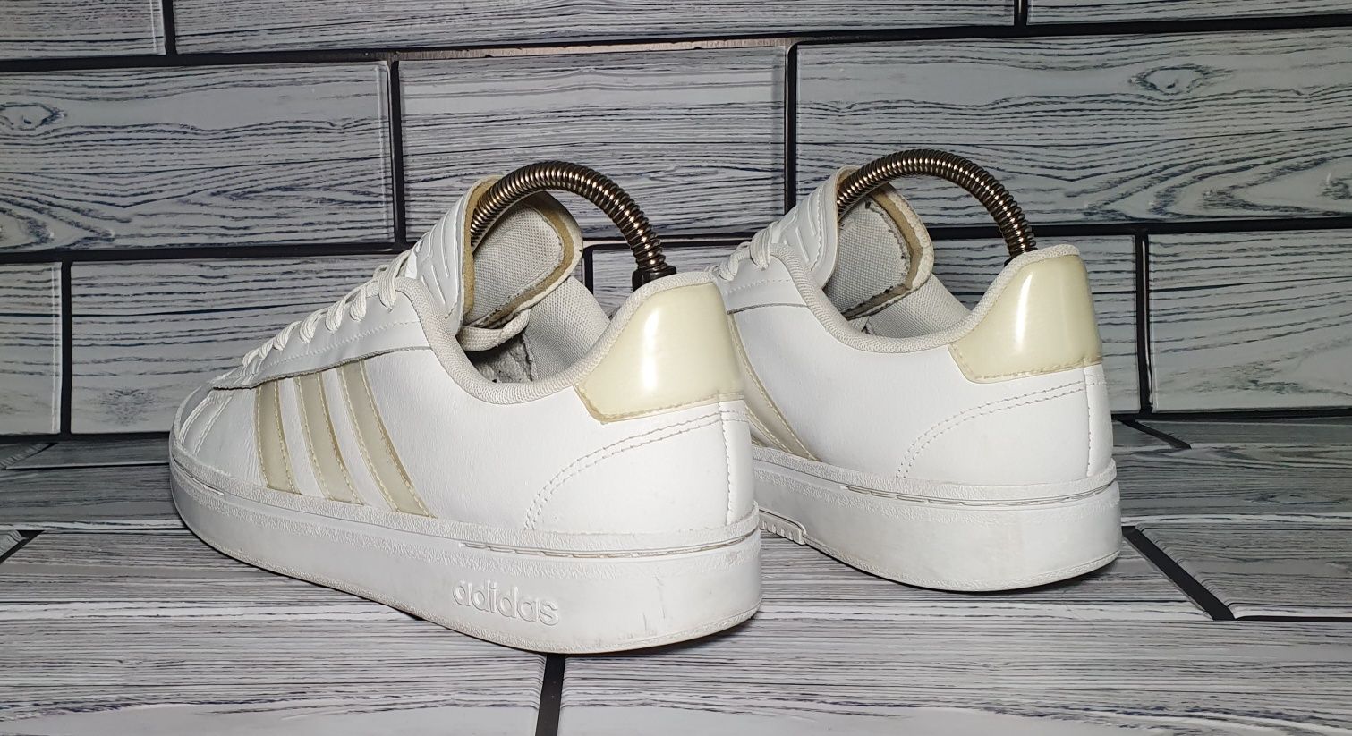 42р. Кроссовки Adidas Grand Court Alpha