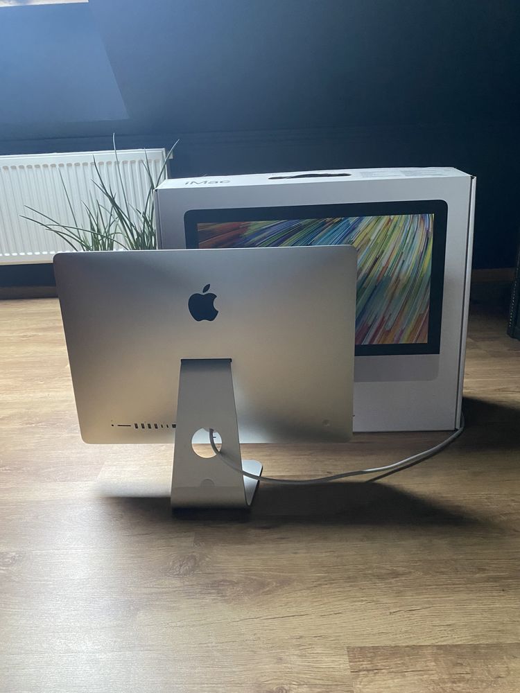 iMac 21.5 1TB kupiony w 2020
