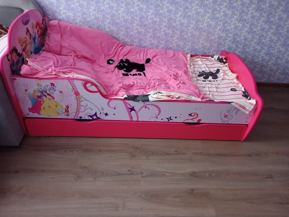 Продам ліжко для дівчинки