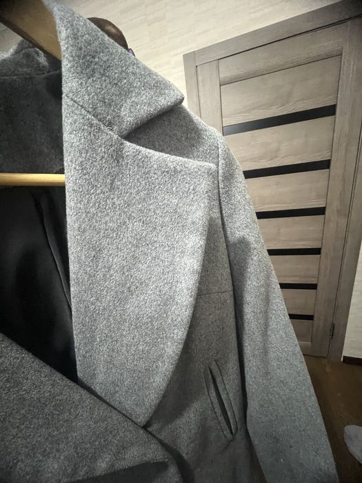 Пальто шерстяне,розмір С