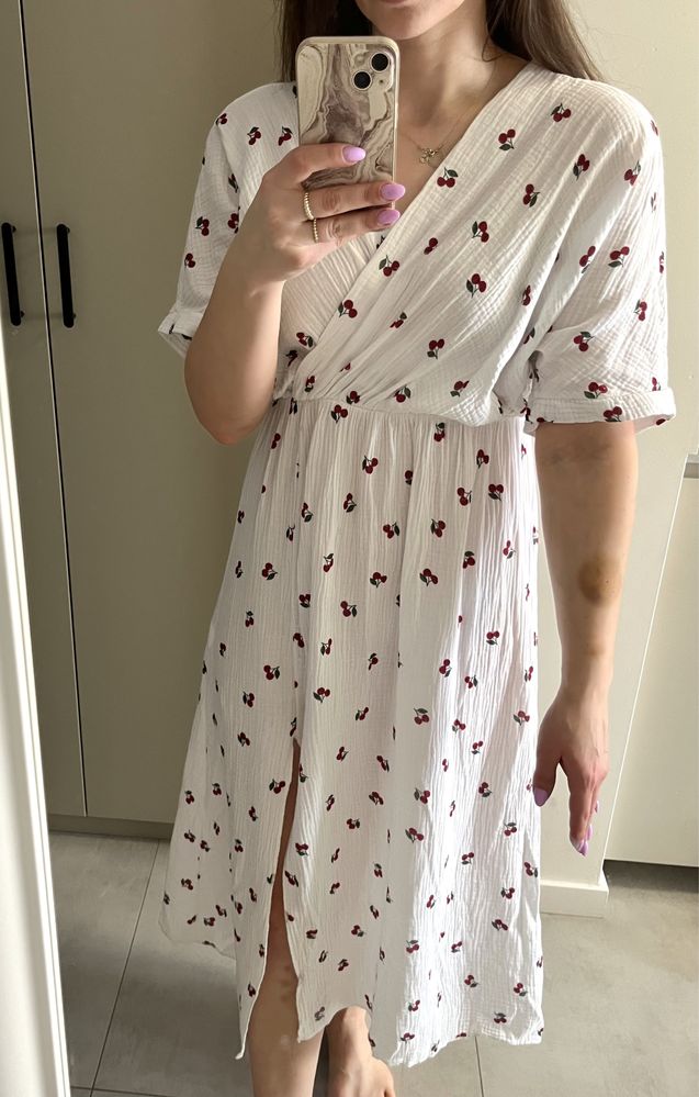 Nowa sukienka z muślinu biala z bawełny w wiśnie cherry hit