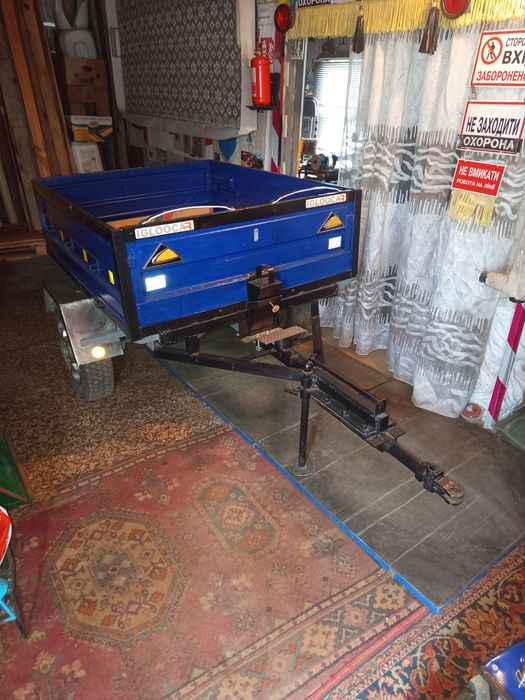 Причіп до трактора