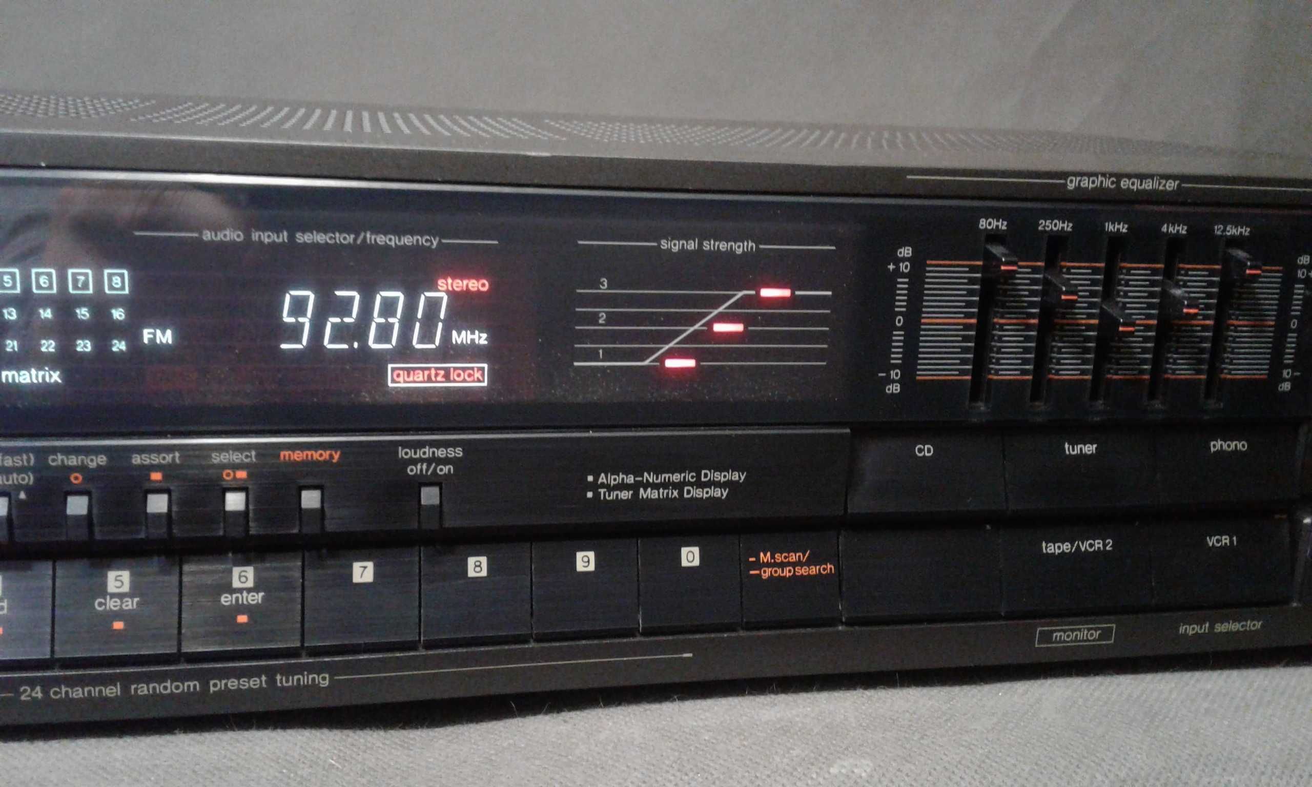TECHNICS SA-160,amplituner z korektorem