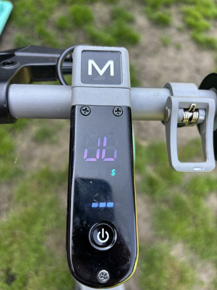 Hulajnoga elektryczna motus scooty 10 lite 2022