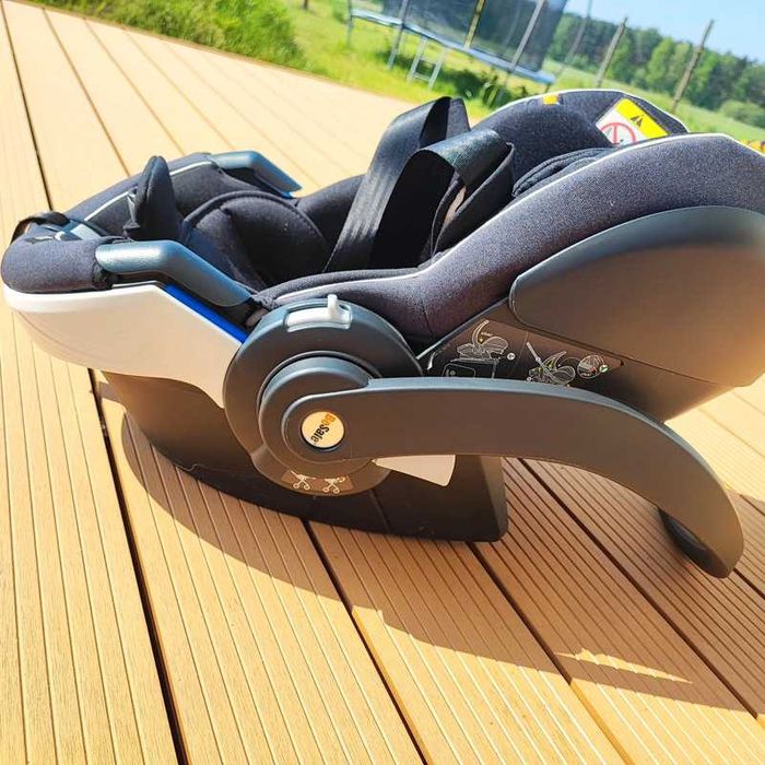 Zestaw fotelików samochodowych BeSafe + baza Isofix (0 - 4 lat)