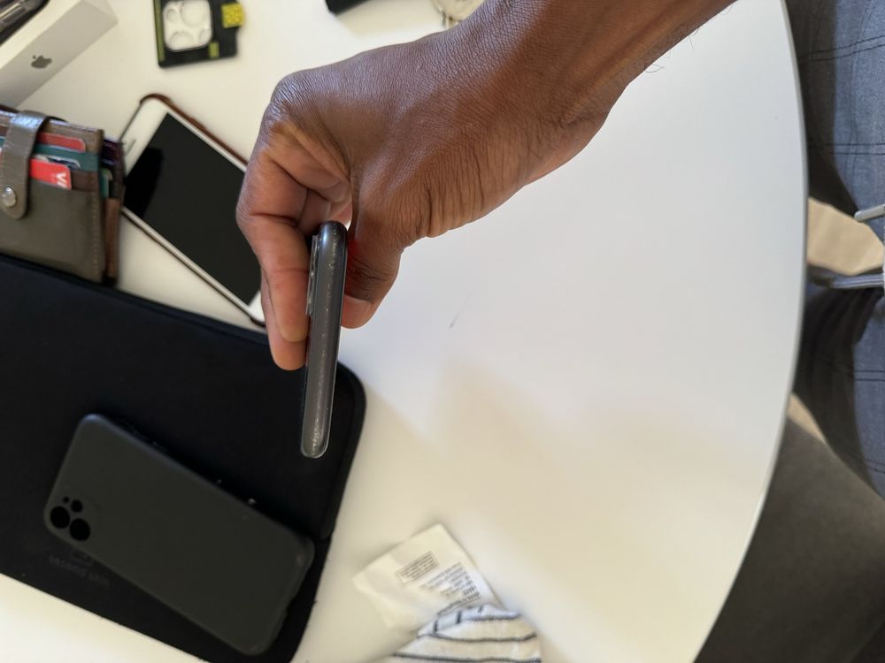 IPHONE 11 semi novo