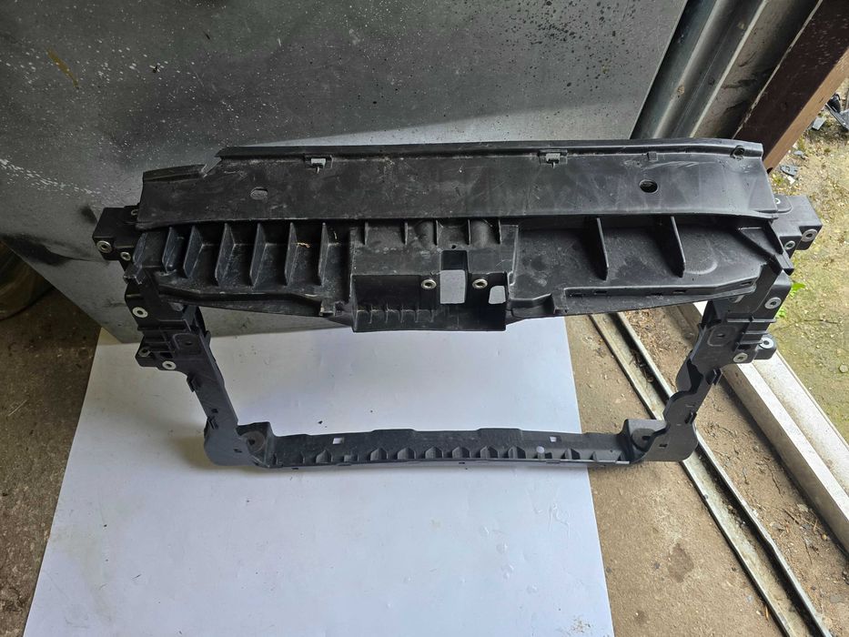 pas przód VW New Beetle 5C