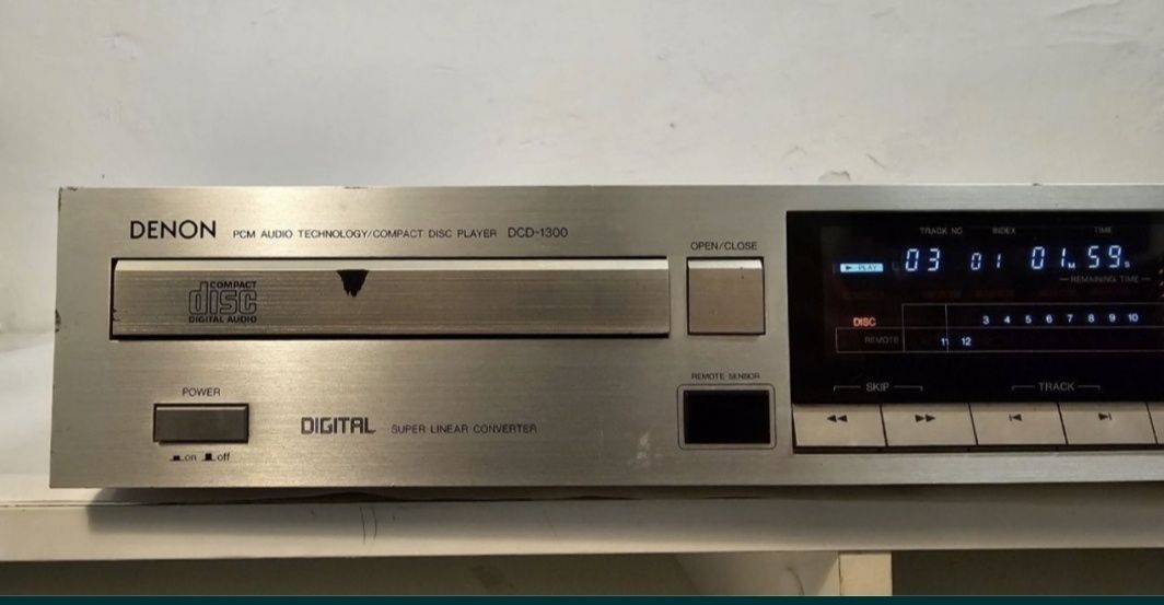 CD Denon DCD-1300.