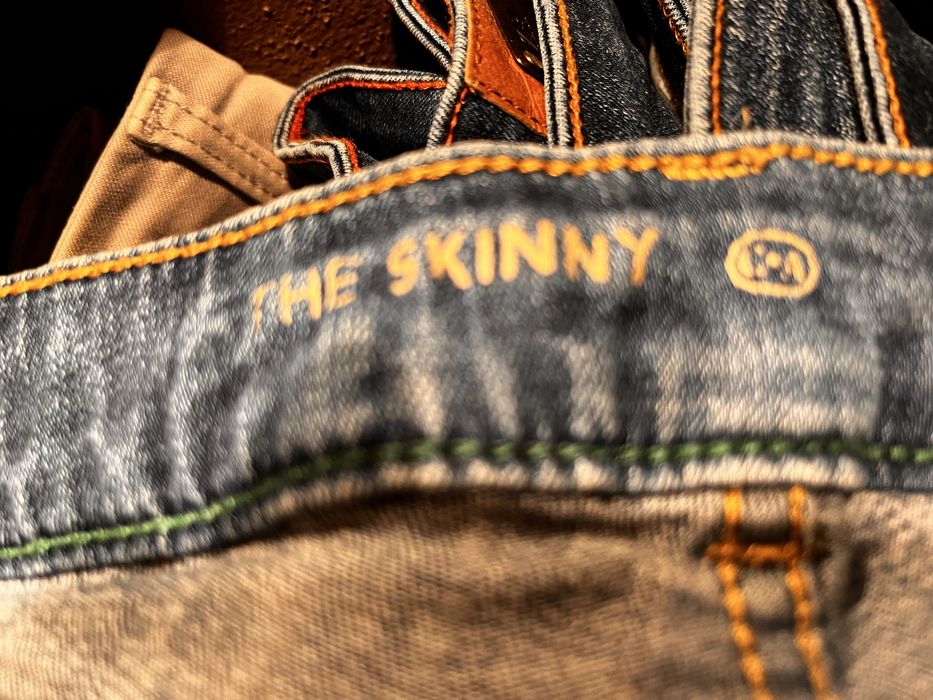 Calças C&A Skinny com elastano