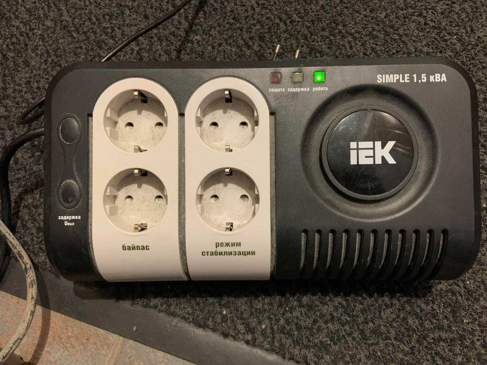 Стабілізатор напруги IEK Simple 1,5кВт