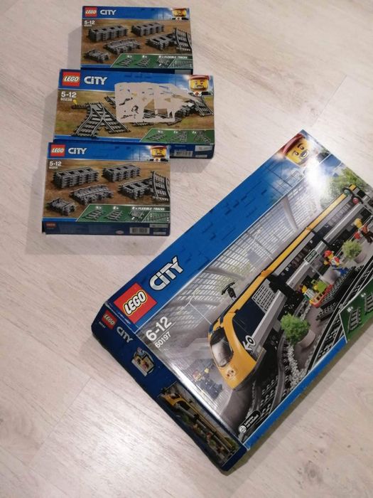 Pociąg Lego city 60197 (Lego, kolejka, pociąg,city)