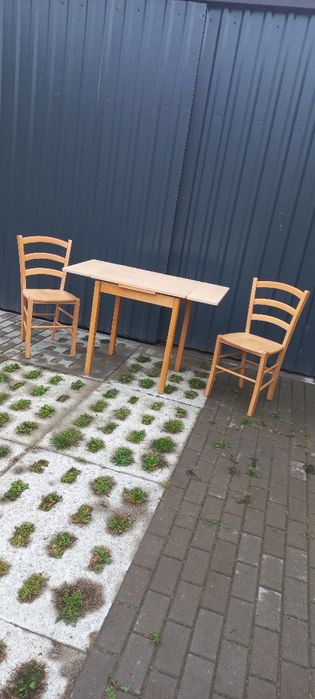 Stół drewniany rozkładany