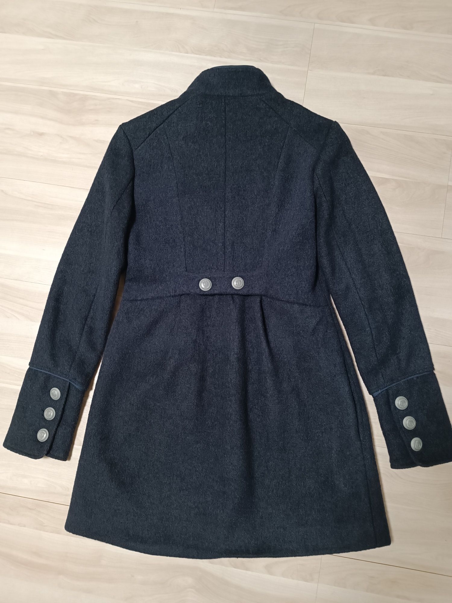 Пальто женское Bershka, размер s/m