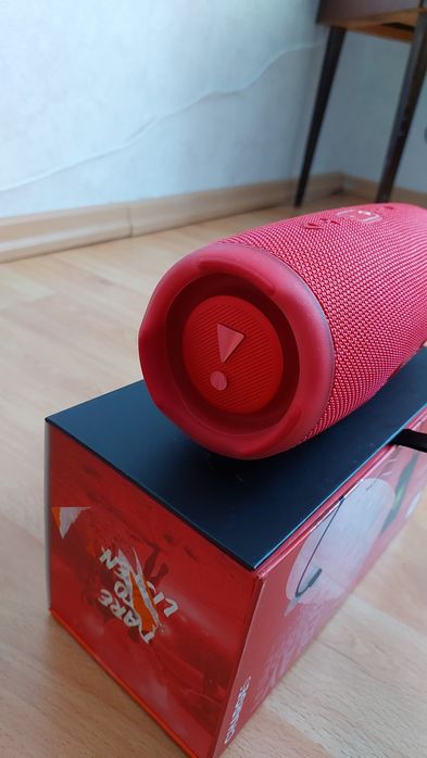 JBL CHARGE 5 TL комплект