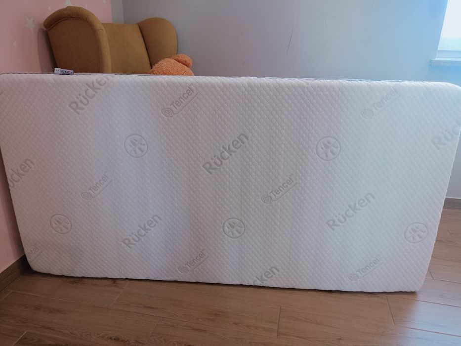 Łóżeczko Luletto 160x80 + materac Rucken stark