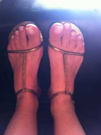 Золотые босоножки сандалии