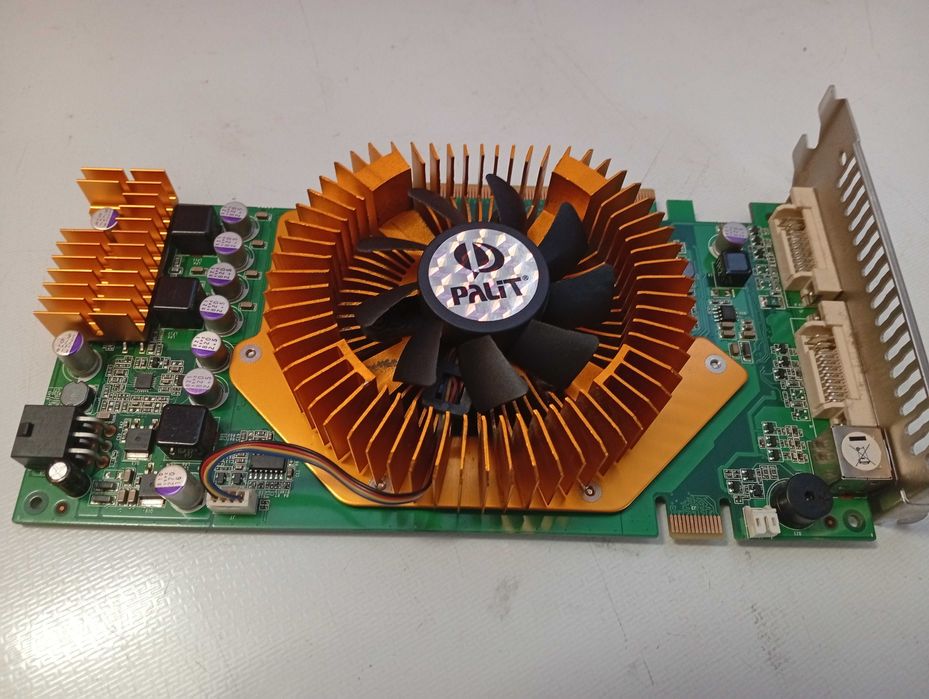 Geforce 8800GT PCI-E 512MB DDR3