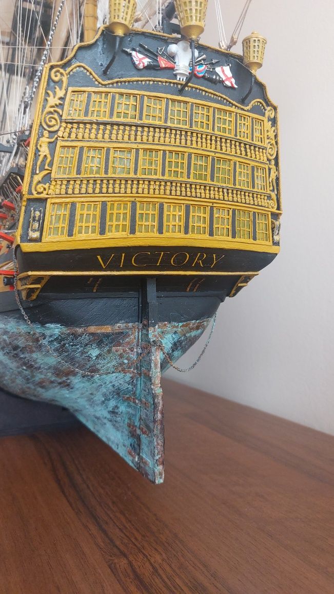 HMS Victory 1:84