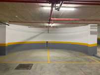 Vaga em Garagem Fechada - Areeiro