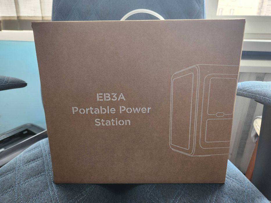 Зарядна станція Bluetti EB 3A