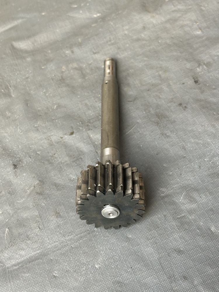 Wałek pompy wody tryb silnika HONDA MTX125