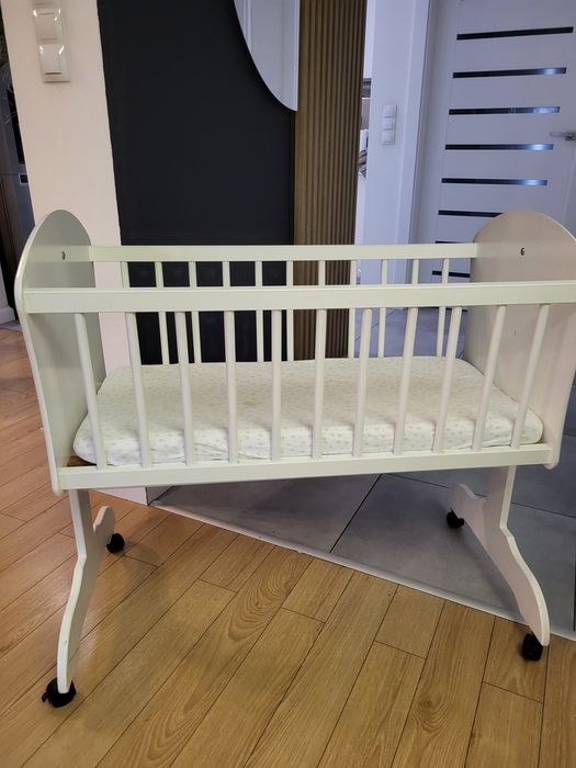 Kołyska, łóżeczko