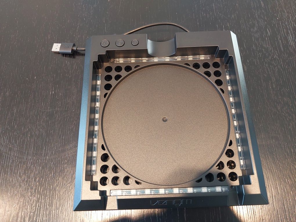 Podstawka Pod Konsolę XBOX Series X Stacja Dokująca Podświetlana LED