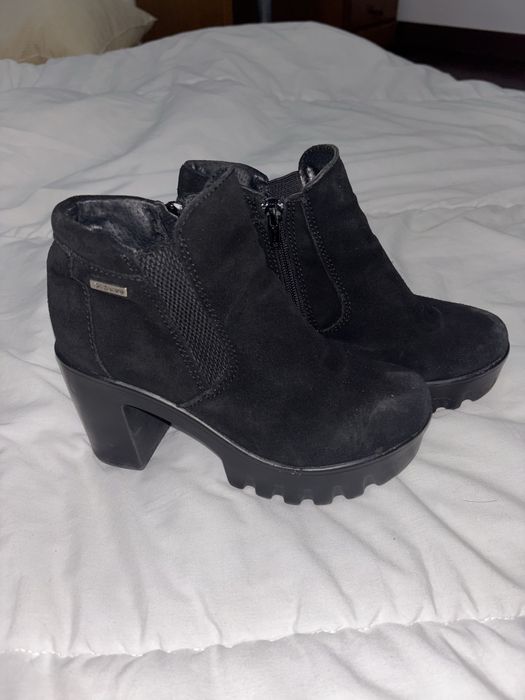 Botas ate ao tornozelo