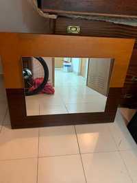 Espelho de madeira maciça