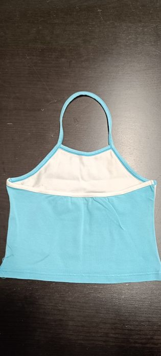 Top de Verão, para menina de 4 anos. Cor azul e branco.