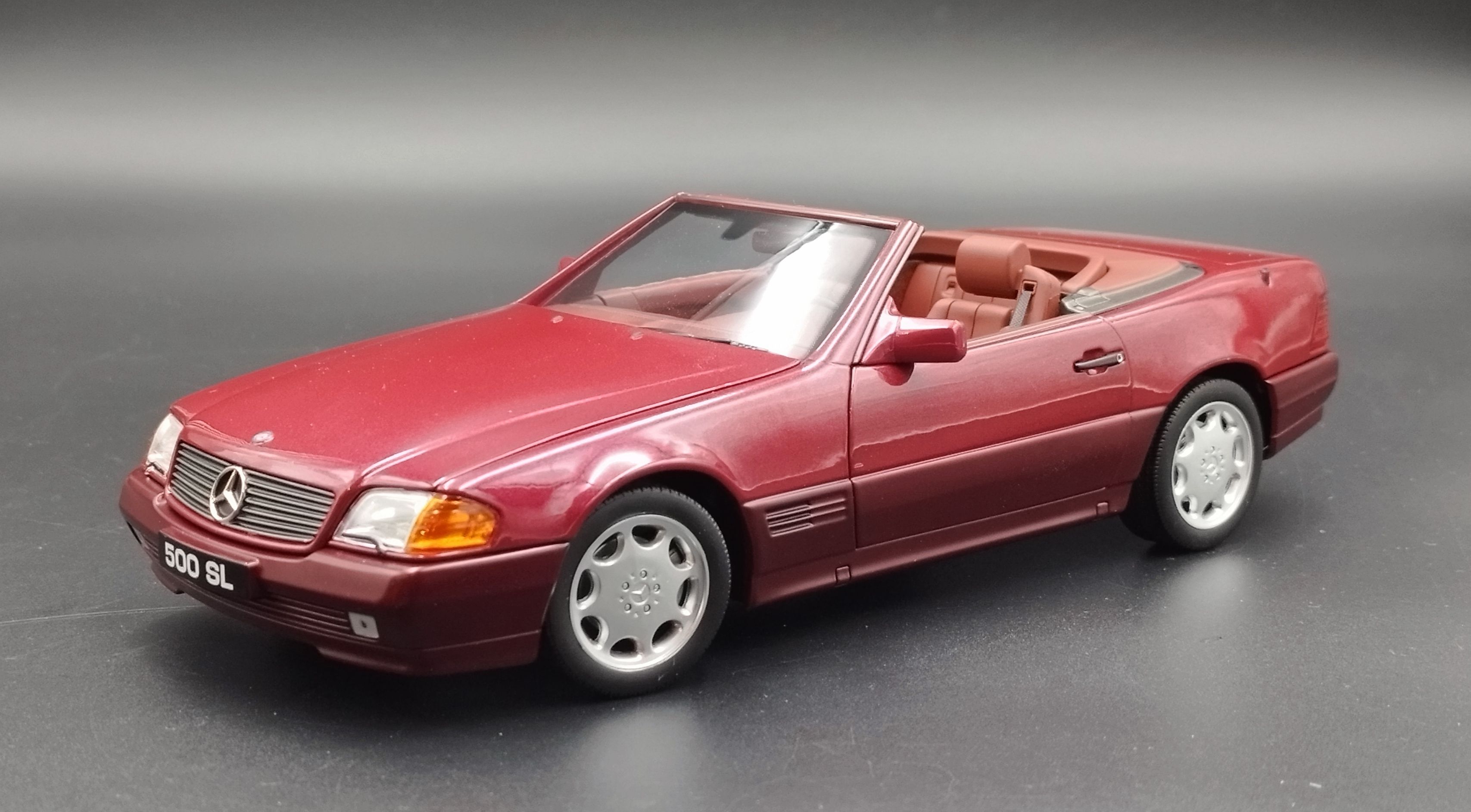 1:18 Norev 1989 Mercedes-Benz 500SL R129 Model nowy