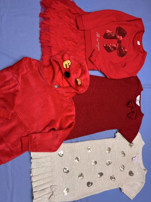 Swiateczny zestaw ubran dla dziewczynki 4 sztuki