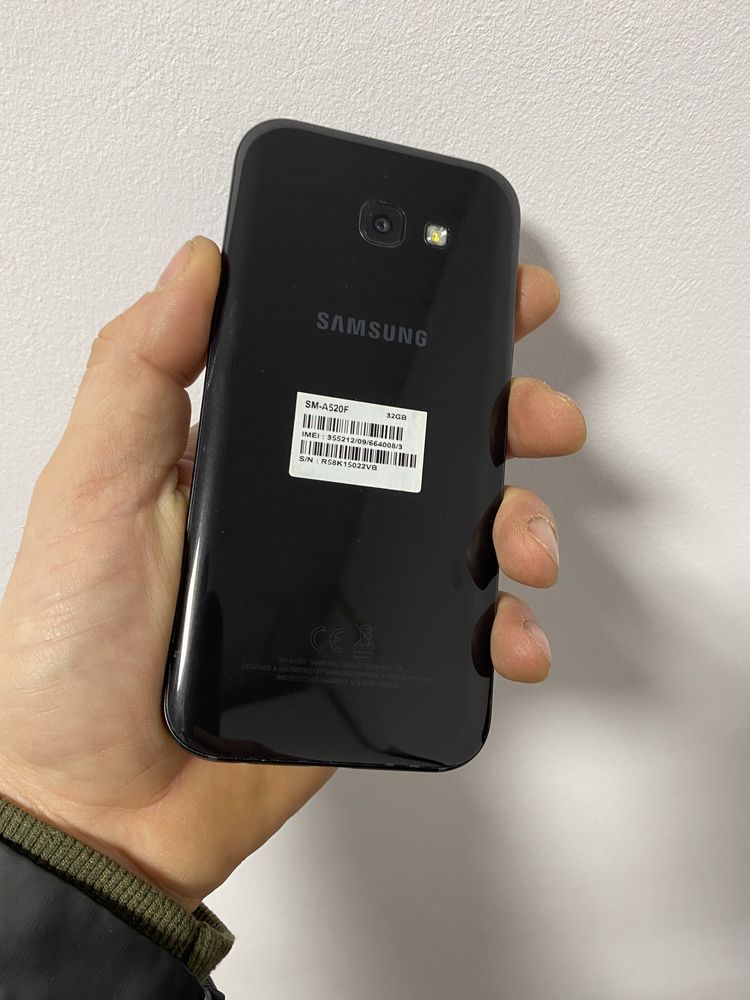 Samsung A520 3/32