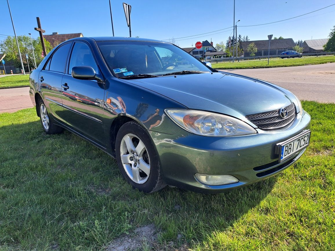 Toyota Camry 2.4 benzyna 2002r