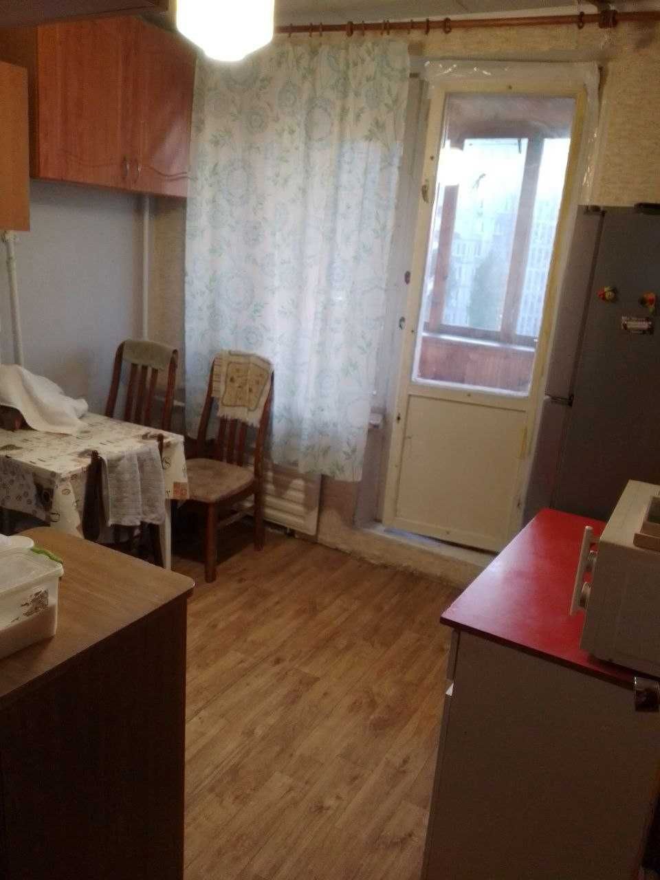 Кіото 11, оренда 3-к квартири, метро Чернігівська 8 хв, Лісовий масив