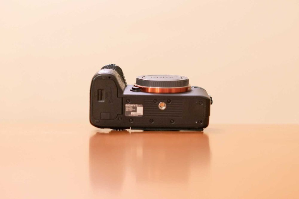 SONY A7R3 - como nova e sem marcas de uso