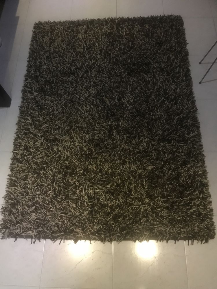 Carpete (135 cm por 195 cm)