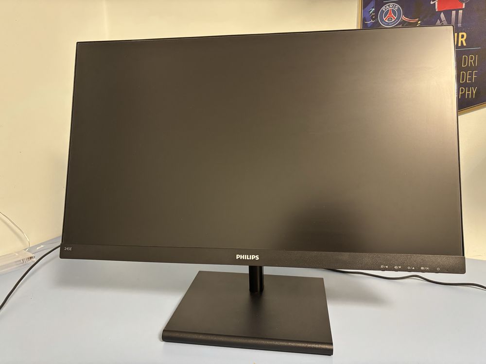 Монітор philips E line 23,8 “