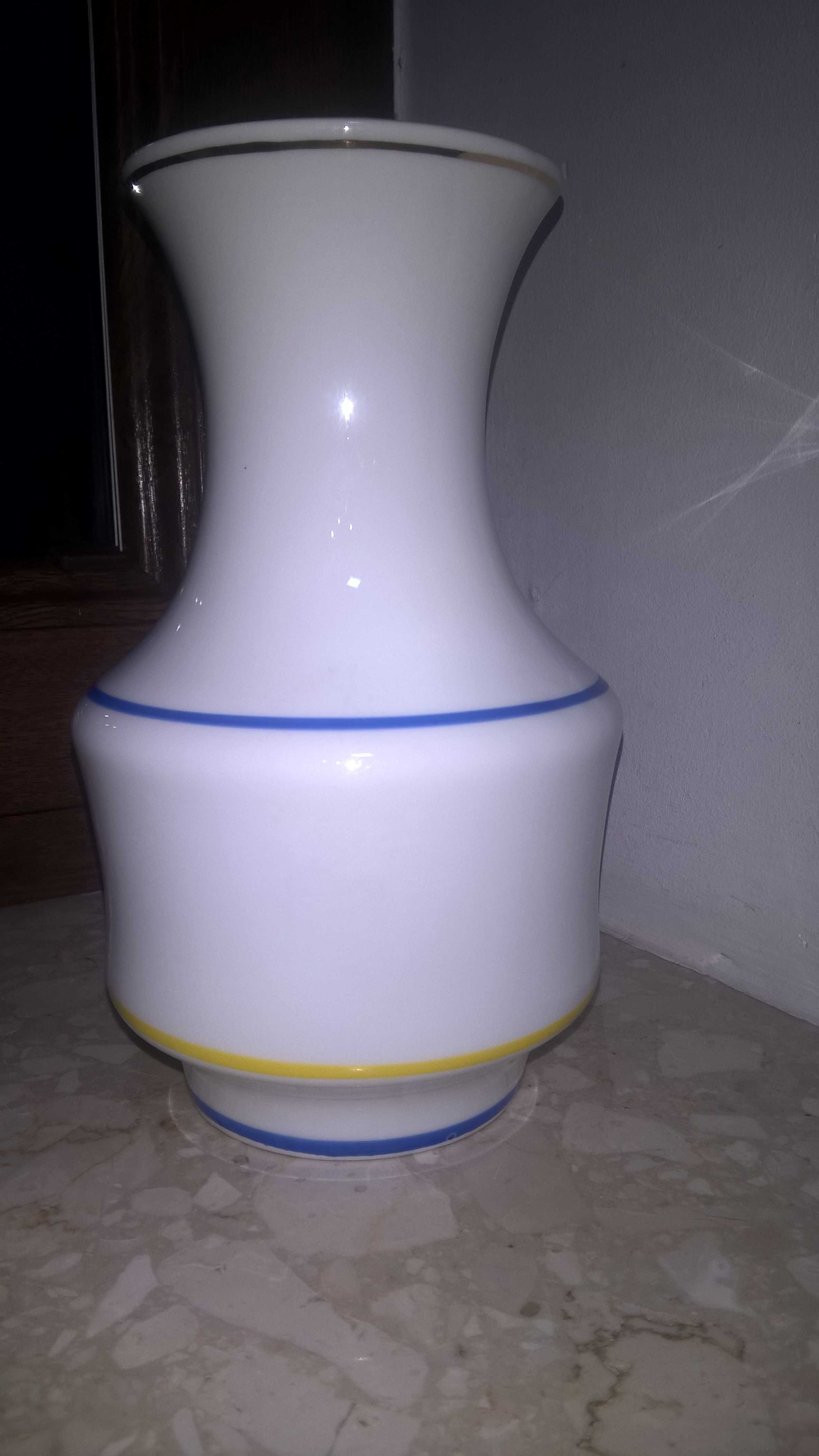 wazon ceramiczny Ćmielów herb Pińczów PRL