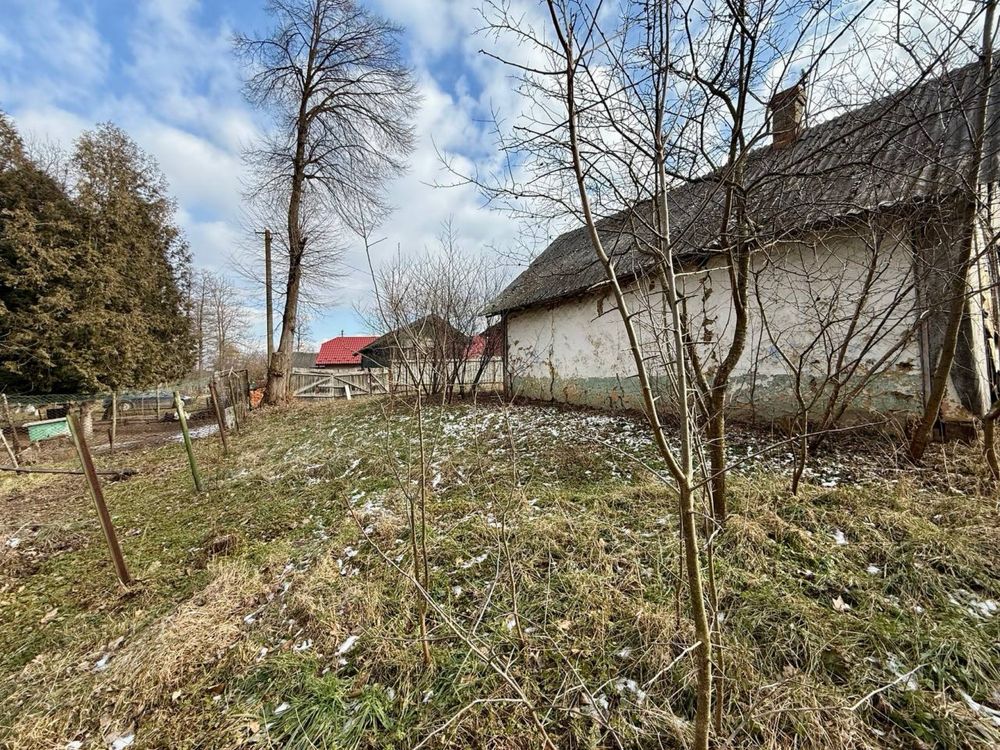 Затишна земельна ділянка під будинок в 17хв. від міста.