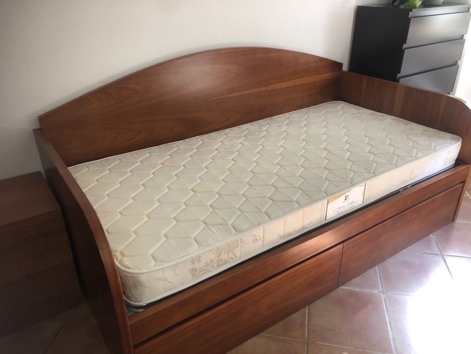 Cama Solteiro Nova