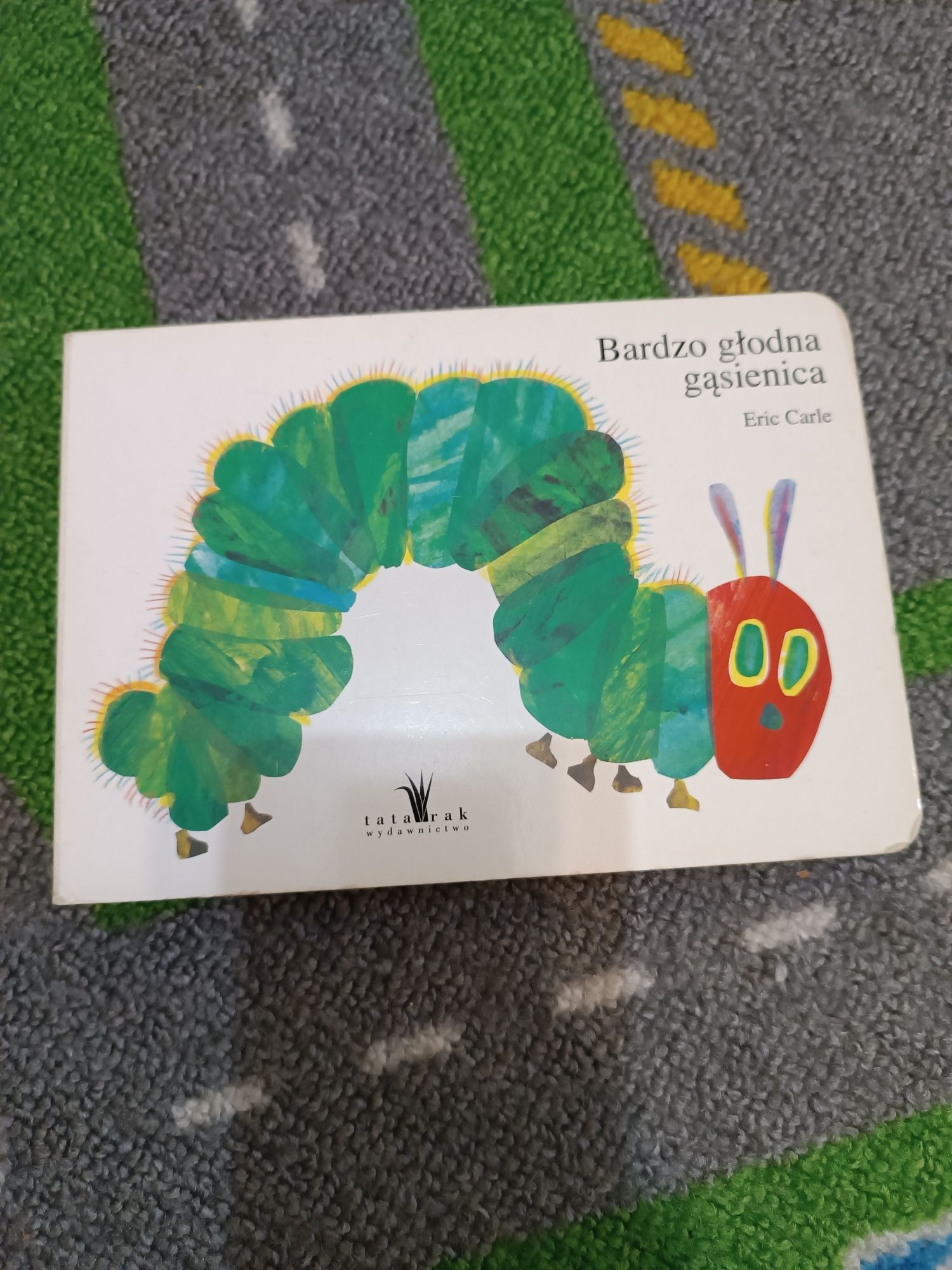 Bardzo głodna gąsienica Eric Carle