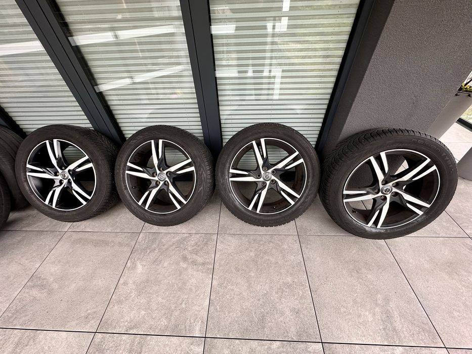 Koła zimowe Volvo XC60 II R-Design 235/55R19 z Nokian WR SUV + gratis