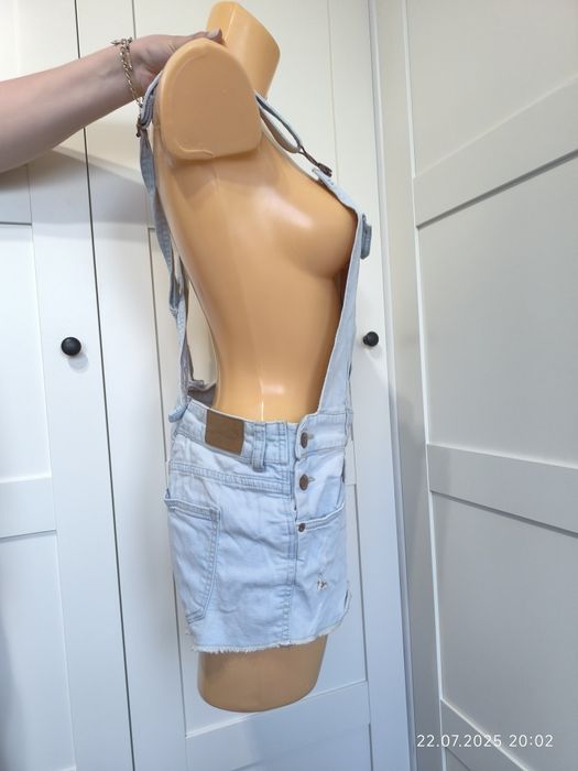 Ogrodniczki 38 M 12 L jeansowe krótkie spodenki na szelkach dżinsowe l
