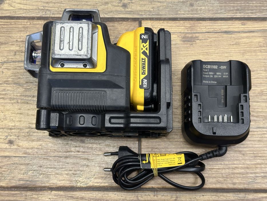 Laser samopoziomujący 360° DeWalt DCE089G | bateria 2Ah 12V | DCB1102