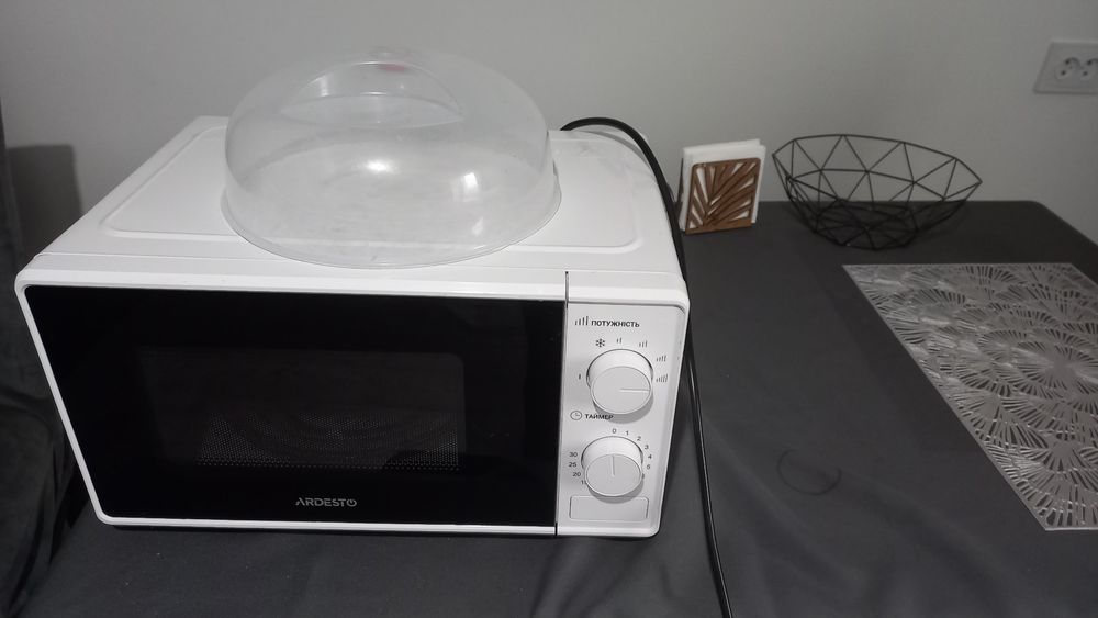 Микроволновка, новая, практически не использовали