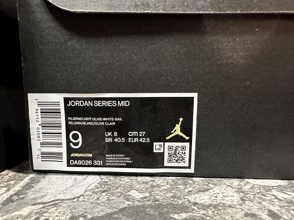 Buty Nike Jordan Series Mid r42.5